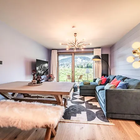 Spritz - By Emerald Apartman