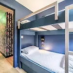 Spritz - By Emerald Apartment