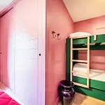 Spritz - By Emerald Apartment *